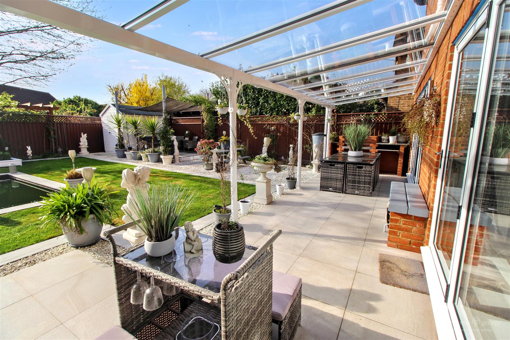 Langley Hill, Tilehurst, Reading
